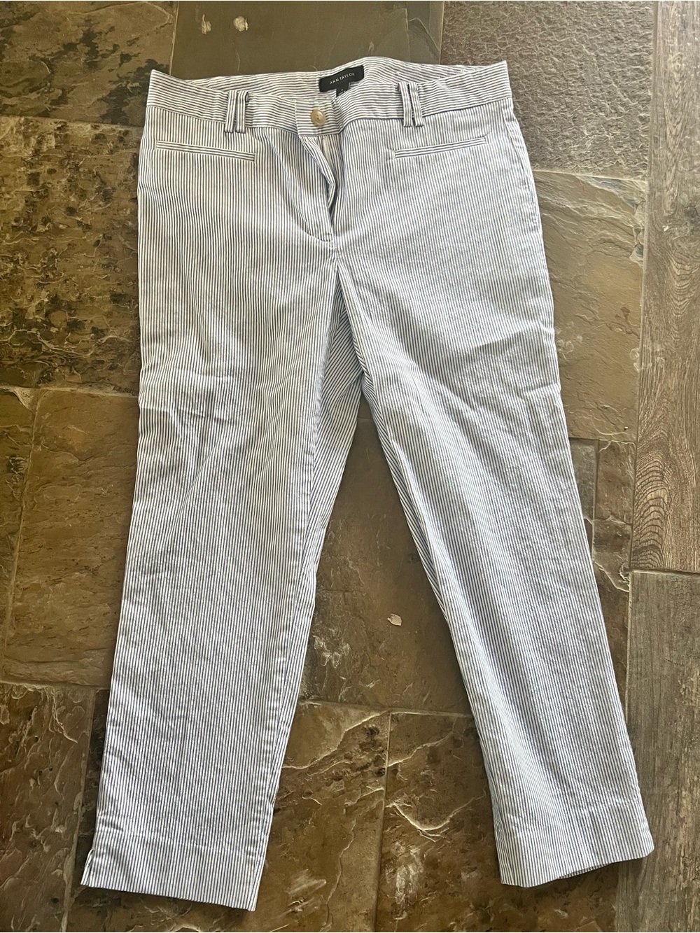 Ann Taylor Blue & White Cropped Seersucker Ankle Pants